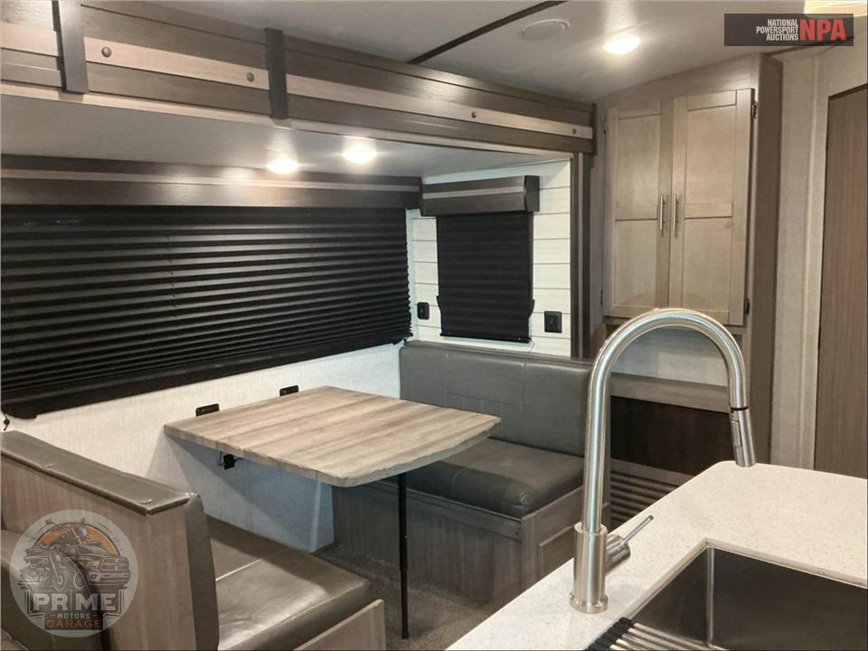 2021 Crossroads Rv M-331 BH SUNSET TRAIL SUPER LITE SERIES — фото 9