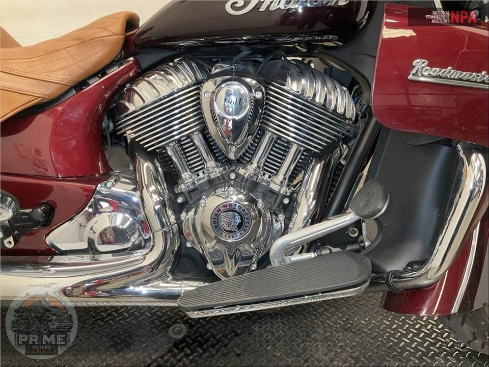 2021 Indian Motorcycle ROADMASTER (TWO-TONE) — фото 6