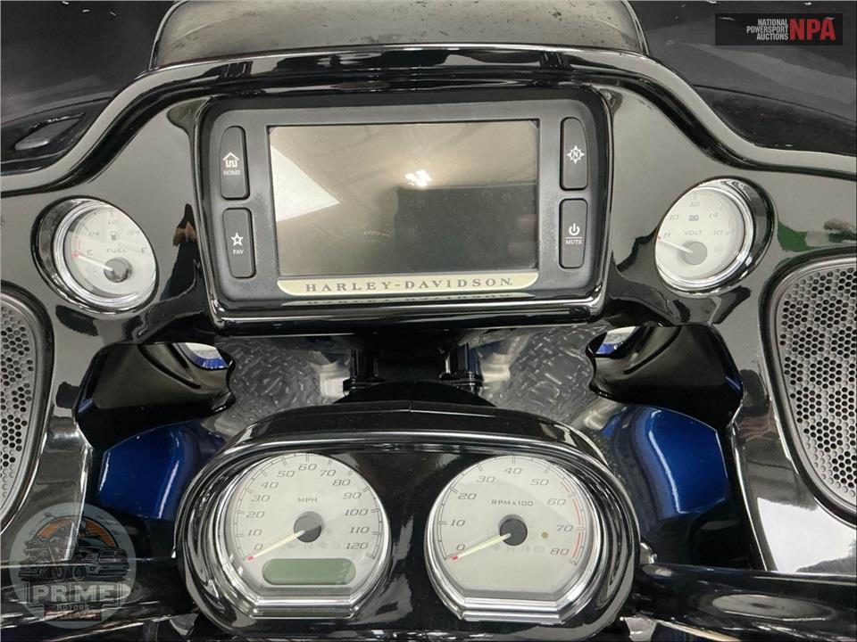 2015 Harley-Davidson FLTRXS ROAD GLIDE SPECIAL — фото 5