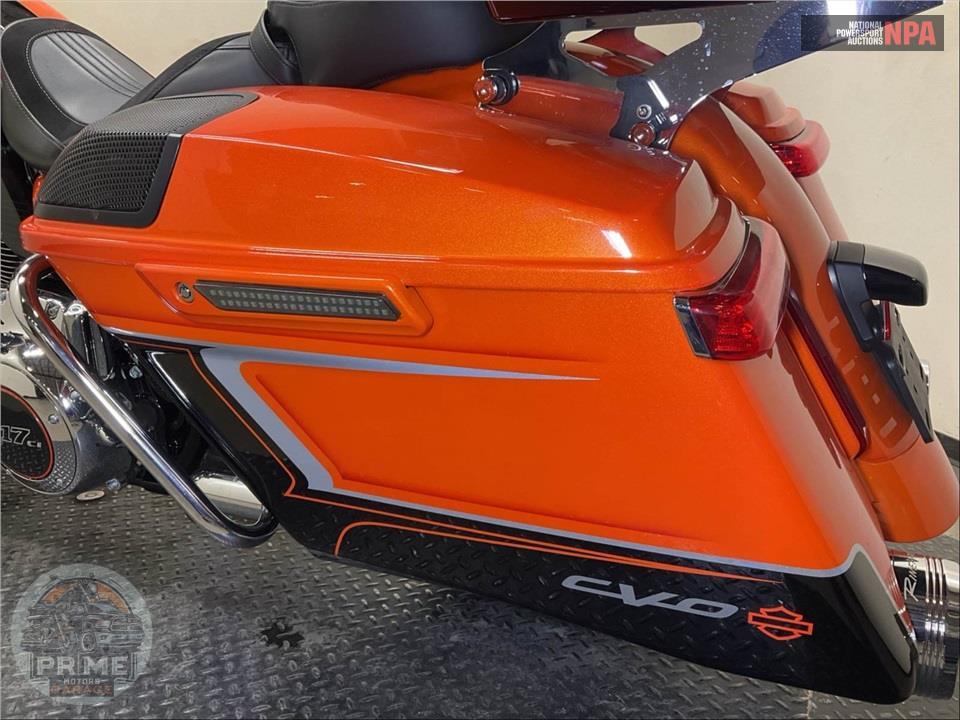 2022 Harley-Davidson FLTRXSE CVO ROAD GLIDE — фото 13