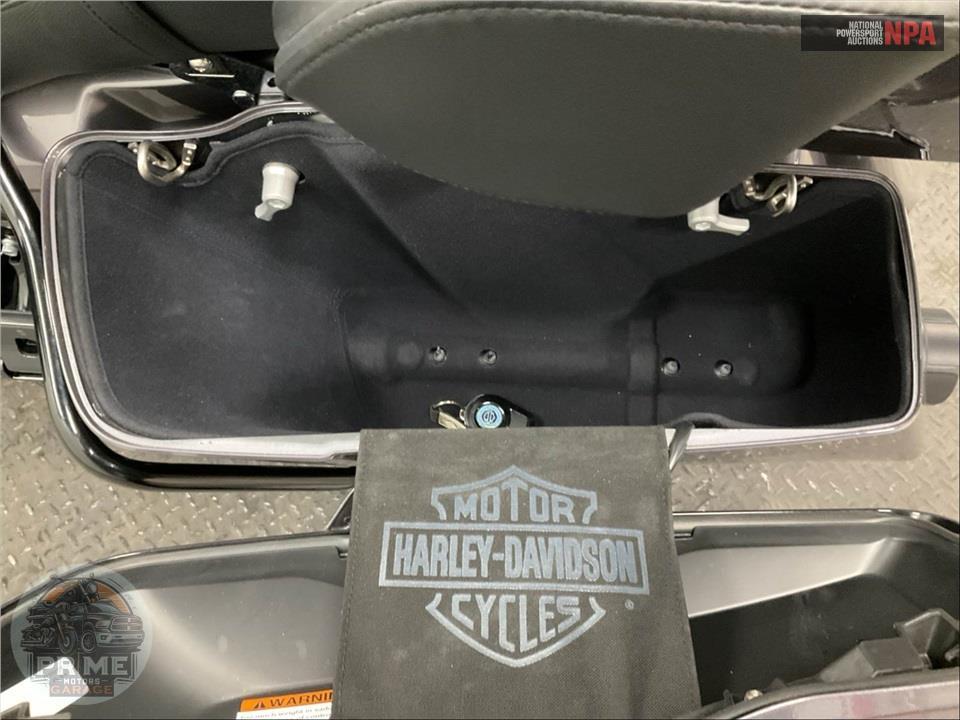 2020 Harley-Davidson FLHTKSE CVO LIMITED — фото 23