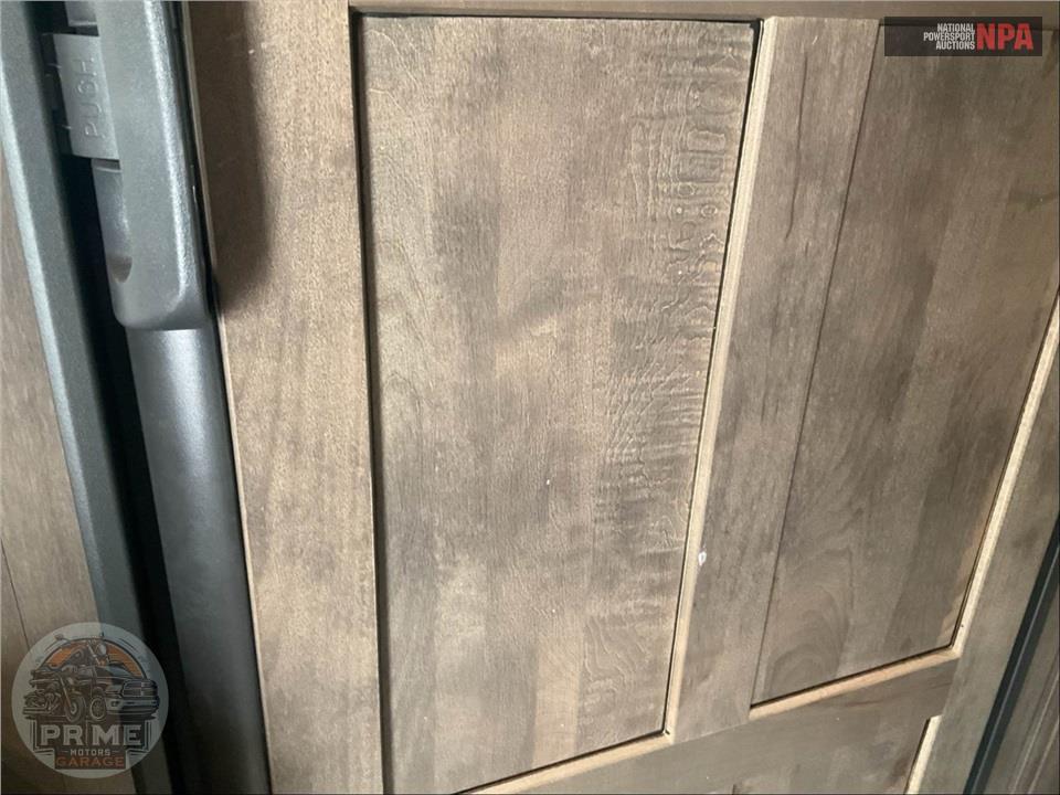 2019 Flagstaff By Forest River M-524LWS - SUPER LITE FIFTH WHEEL SERIES — фото 26
