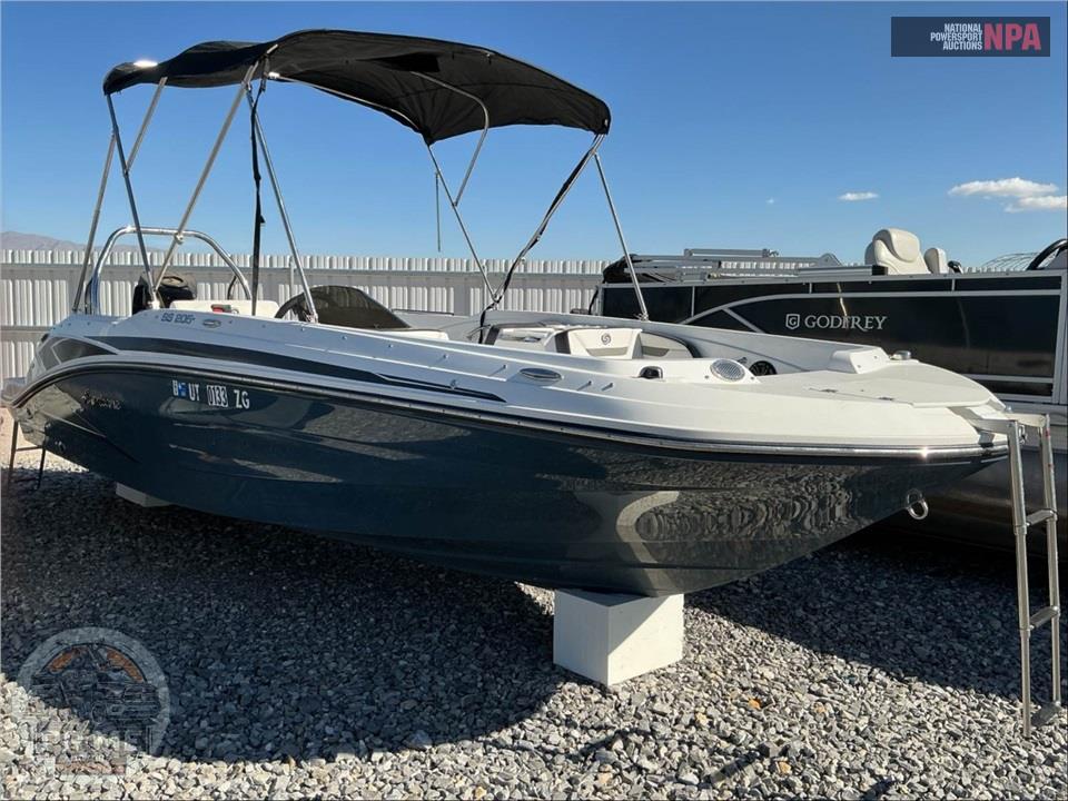 2024 HURRICANE BOAT SS 205(*) SUNDECK SPORT SERIES L=21/E=1 150HP MERC OB
