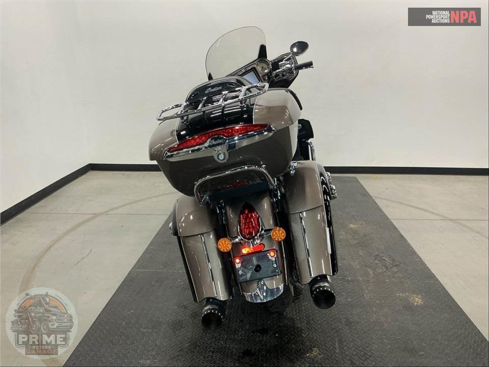 2019 Indian Motorcycle ROADMASTER (TWO-TONE) — фото 4