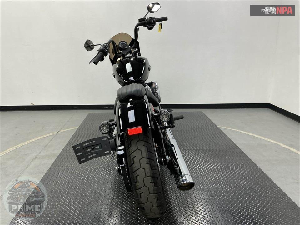 2025 Harley-Davidson FXBB STREET BOB — фото 4