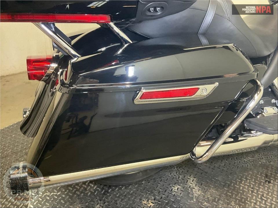 2022 Harley-Davidson FLHTK ULTRA LIMITED — фото 17