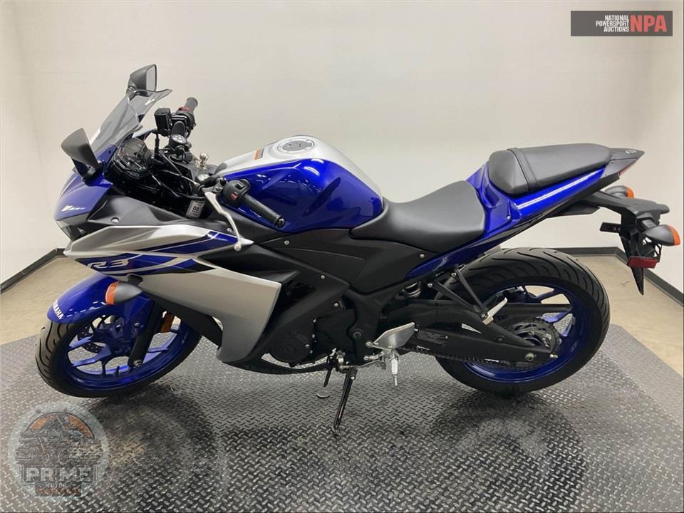 2016 Yamaha YZF-R3 — фото 3