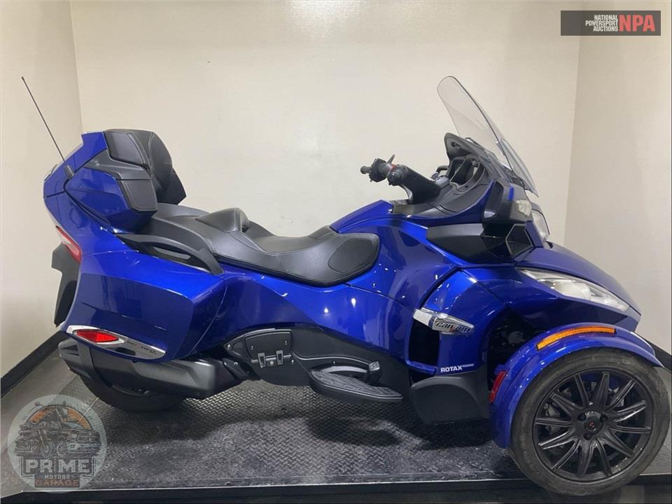 2013 CAN-AM SPYDER RT-S SE5