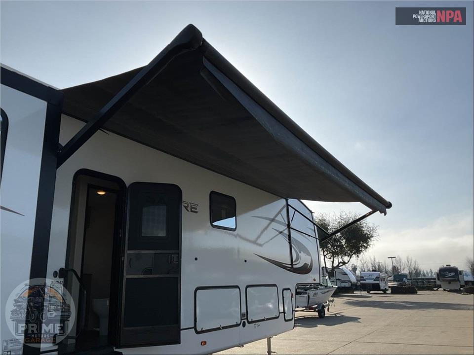2024 Sabre By Forest River M-38RLH - FIFTH WHEEL SERIES — фото 28