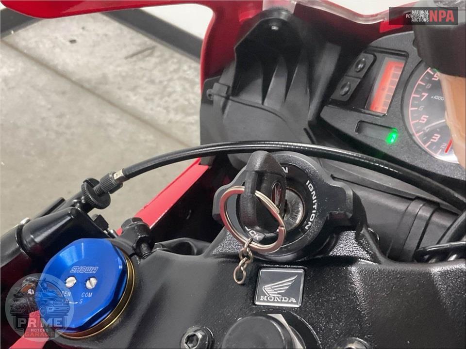 2023 Honda CBR600RR — фото 11