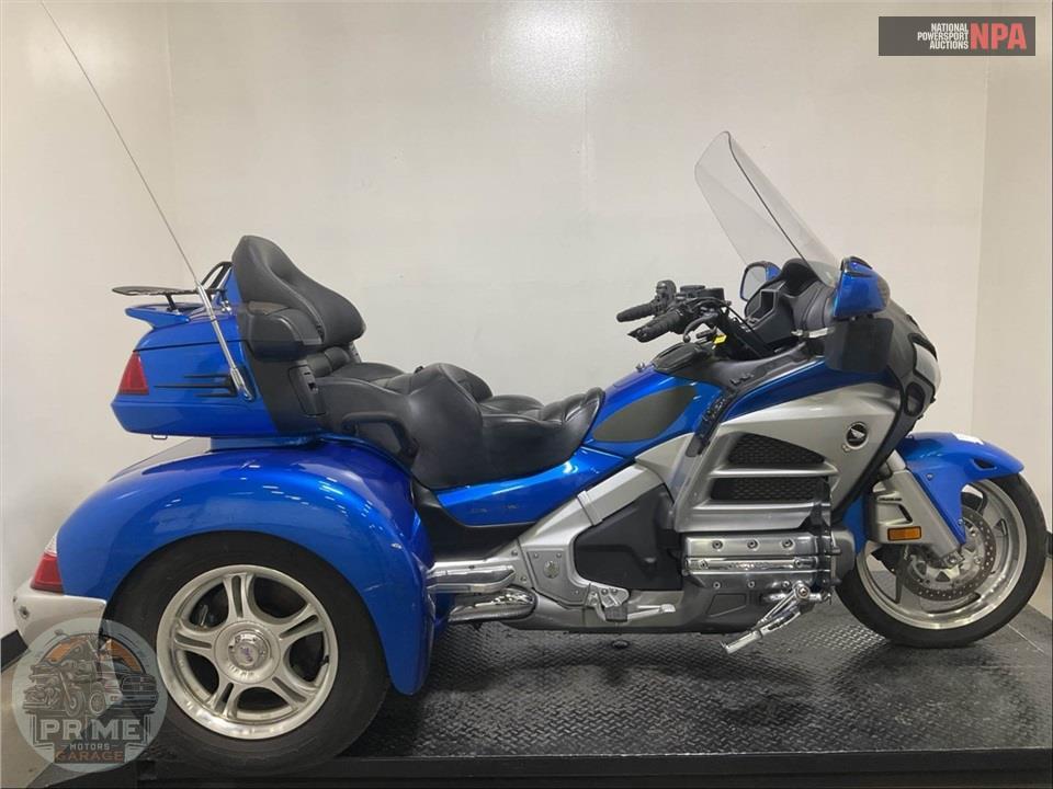 2013 Honda GL18HPNAMD GLDWNG ABS(**) — фото 1