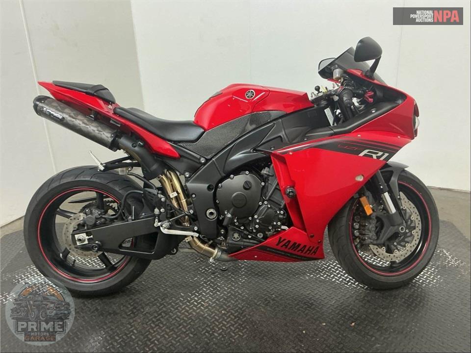 2014 YAMAHA YZF-R1 (RAPID RED/MATTE GRAY)