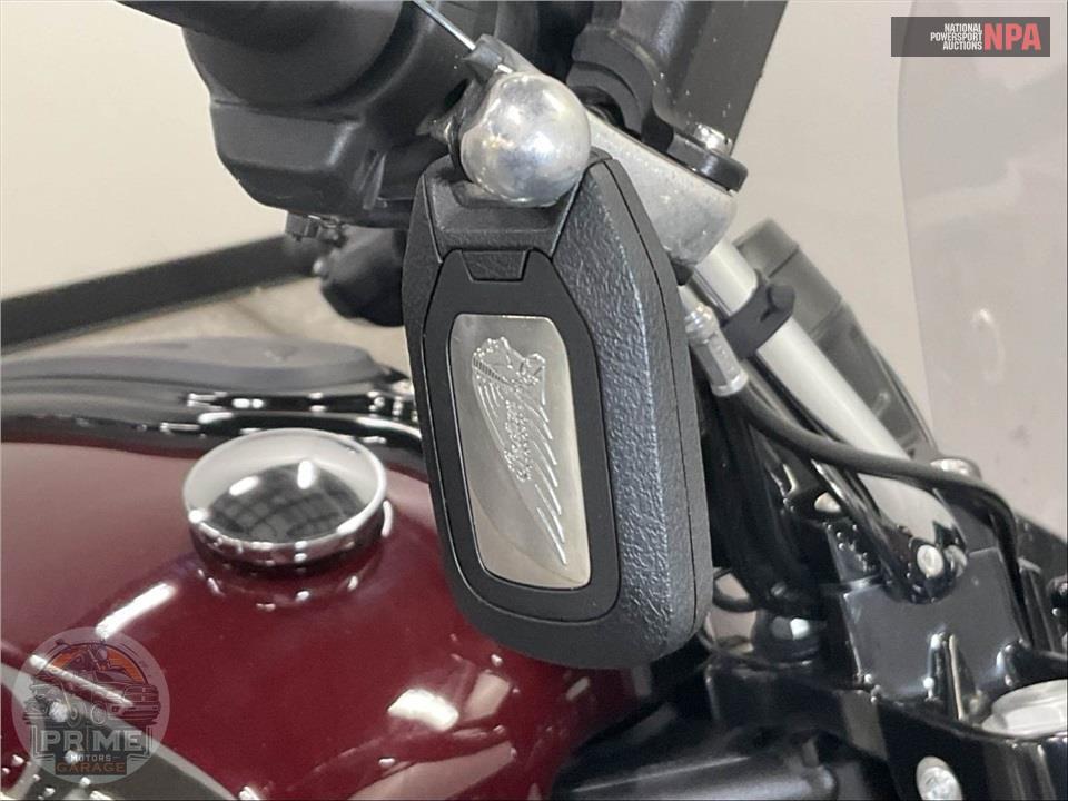 2025 Indian Motorcycle SUPER SCOUT BLACK SMOKE WITH GRAPHICS — фото 10