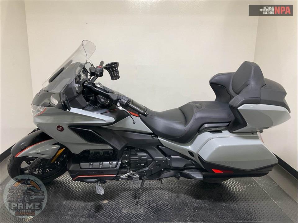 2021 Honda GL1800B GOLDWING — фото 3
