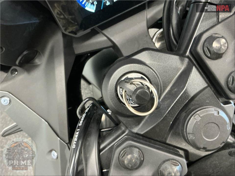 2025 Suzuki GSX800FRQM5 GSX-8R — фото 11