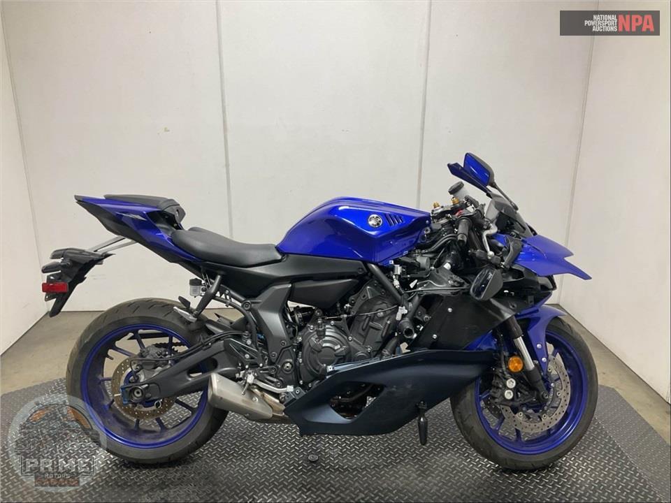 2024 YAMAHA YZF-R7
