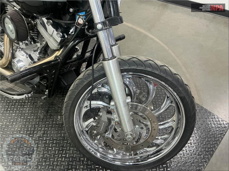 2004 Harley-Davidson FLTRI ROAD GLIDE — фото 19