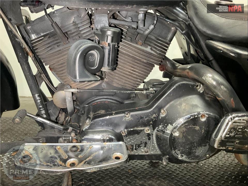 2004 Harley-Davidson FLHRCI ROAD KING CLASSIC — фото 10