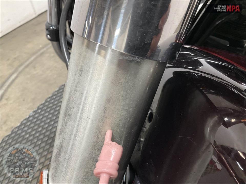 2014 Harley-Davidson FLHTK ELECTRA GLIDE ULTRA LIMITED — фото 29