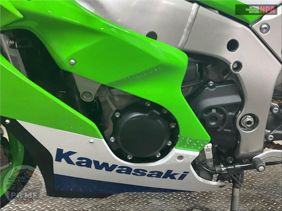 2024 Kawasaki ZX1002LRFBL NINJA ZX-10R 40TH ABS ANNIVERSARY — фото 8