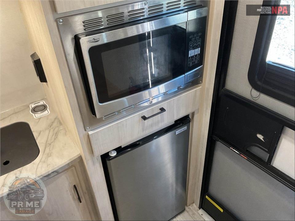 2023 Hike By Winnebago M-1316FB - 100 SERIES — фото 14