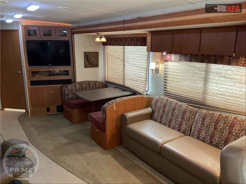 2008 Winnebago M-39W-WORKHORSE - DESTINATION SERIES — фото 7