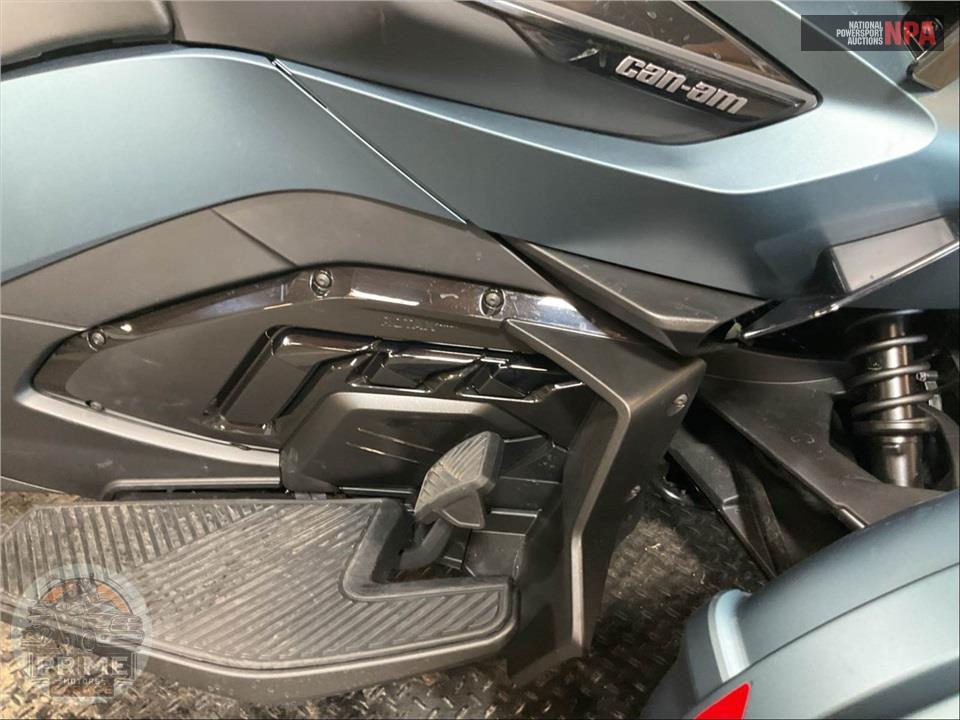 2025 Can-Am SPYDER RT SEA-TO-SKY — фото 6