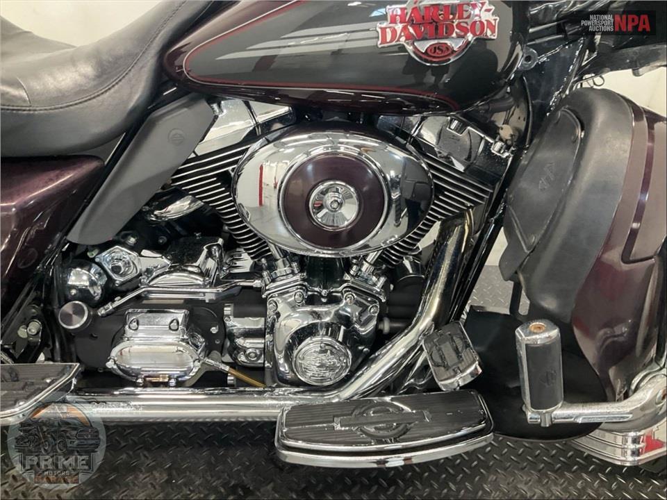 2006 Harley-Davidson FLHTCUI ULTRA CLASSIC ELECTRA GLIDE — фото 6