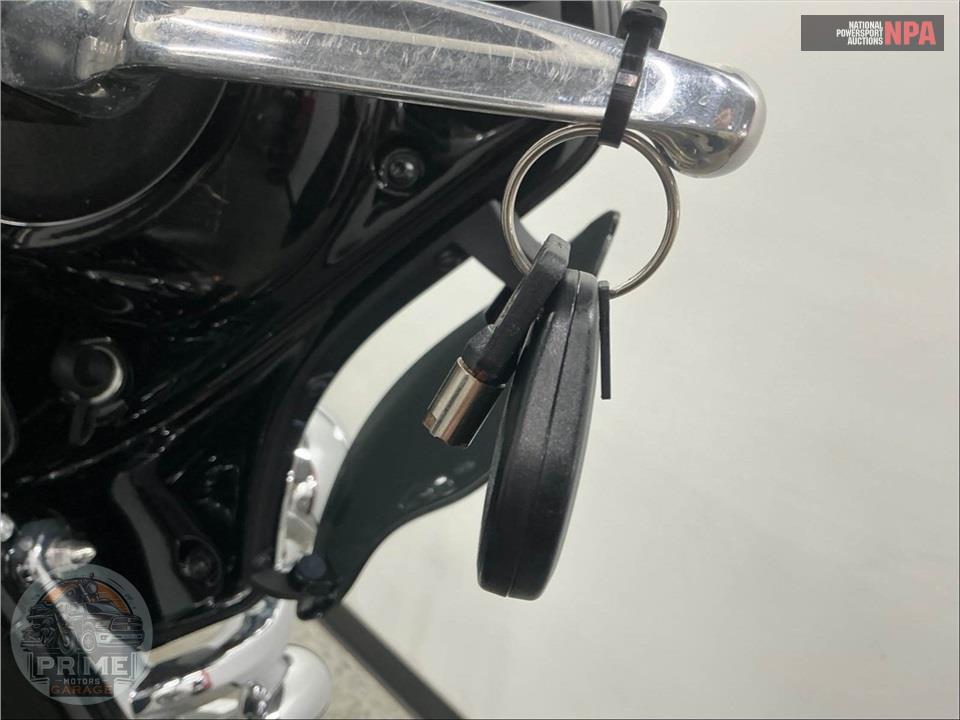 2015 Harley-Davidson FLHTK ELECTRA GLIDE ULTRA LIMITED — фото 12
