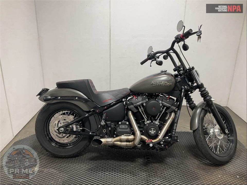 2018 Harley-Davidson FXBB STREET BOB — фото 1