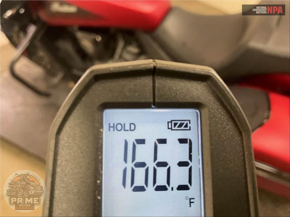 2024 Indian Motorcycle CHALLENGER DARK HORSE W/AUDIO (RED) — фото 8