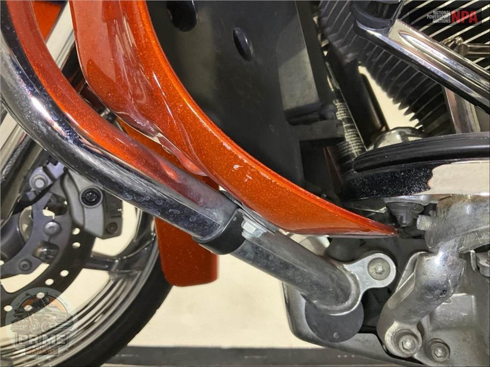 2015 Harley-Davidson FLHXSE CVO STREET GLIDE SPECIAL — фото 19