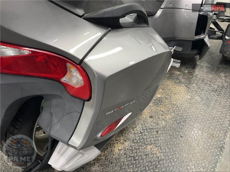 2012 Can-Am SPYDER RT SE5 AUDI&CONVI — фото 22