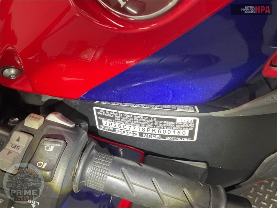 2023 Honda CBR1000RR — фото 26