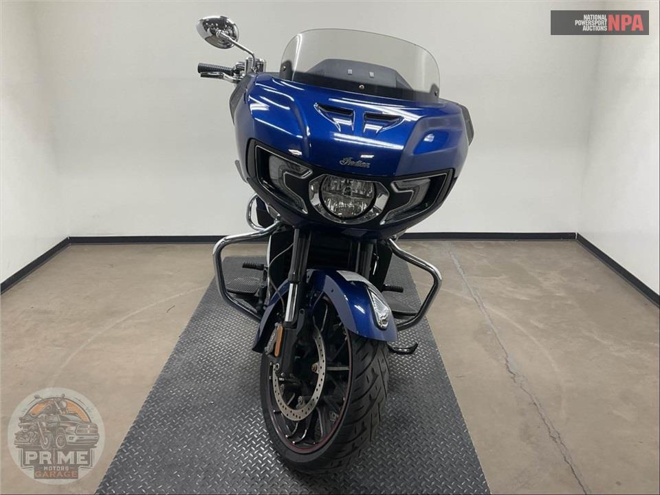 2020 Indian Motorcycle CHALLENGER LIMITED — фото 2