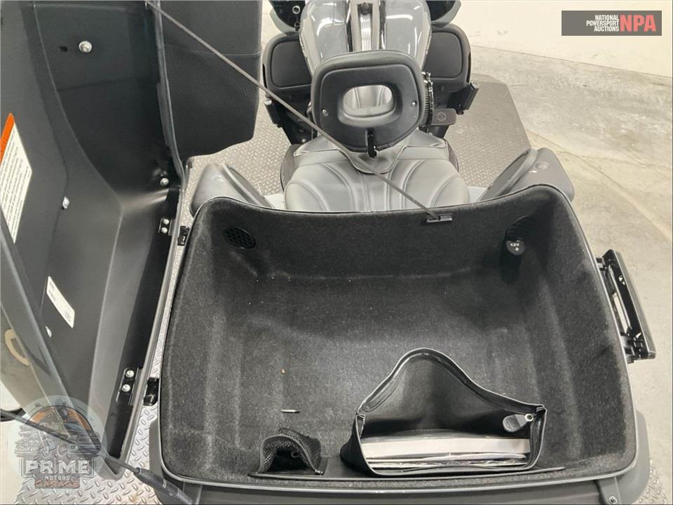 2022 Harley-Davidson FLTRK ROAD GLIDE LIMITED — фото 20