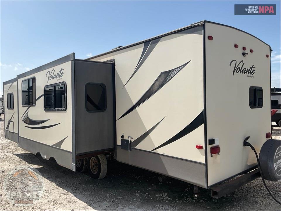 2018 Crossroads Rv M-31 BH - VOLANTE SERIES — фото 3