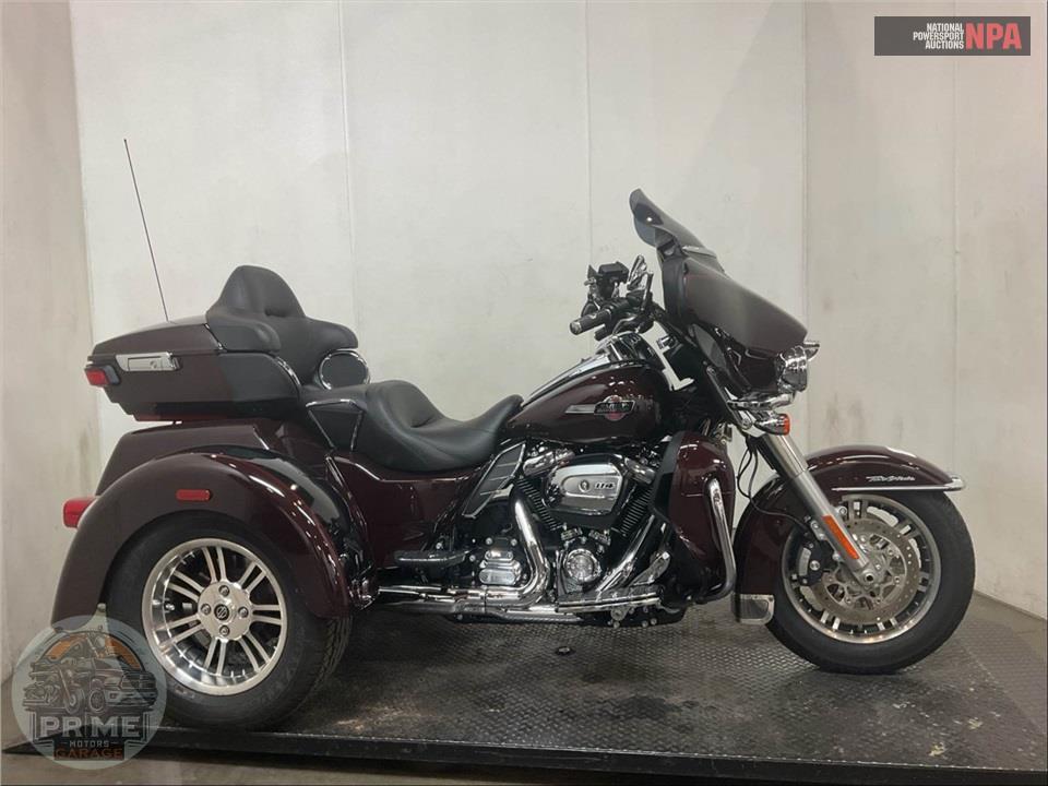 2022 Harley-Davidson FLHTCUTG TRI GLIDE ULTRA CLASSIC — фото 1