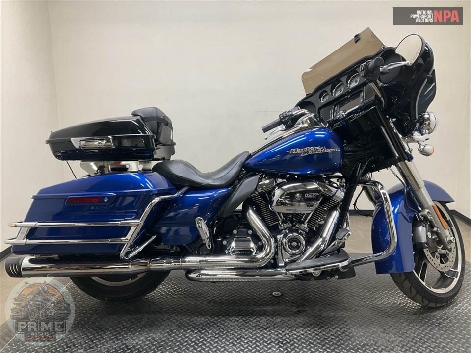 2017 Harley-Davidson FLHXS STREET GLIDE SPECIAL — фото 1