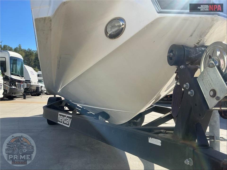 2020 Heyday Wake Boats WTSURF(*) L=25/E=1 350HP CRUSADER VD — фото 19