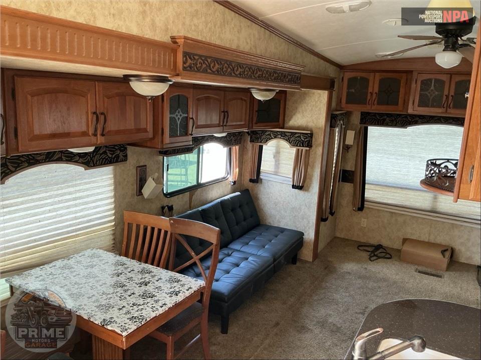 2011 Keystone Rv M-3400 RL - MONTANA HICKORY FIFTH WHEEL SERIES — фото 6