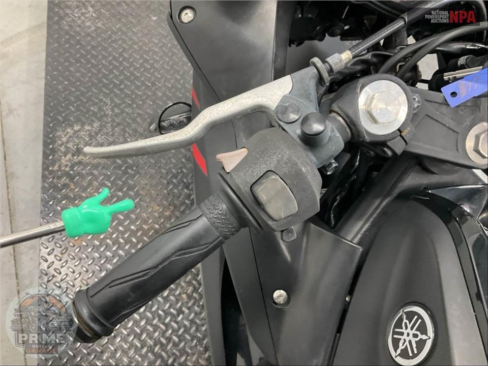 2017 Yamaha YZF-R3 — фото 29