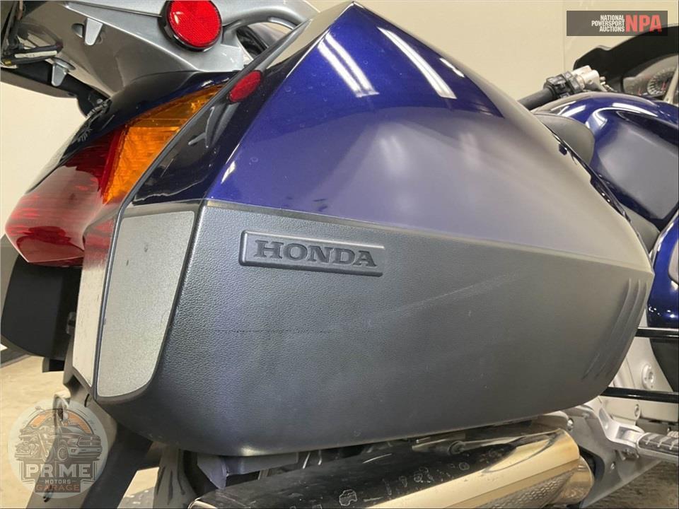 2004 Honda ST1300 A4 ABS — фото 23