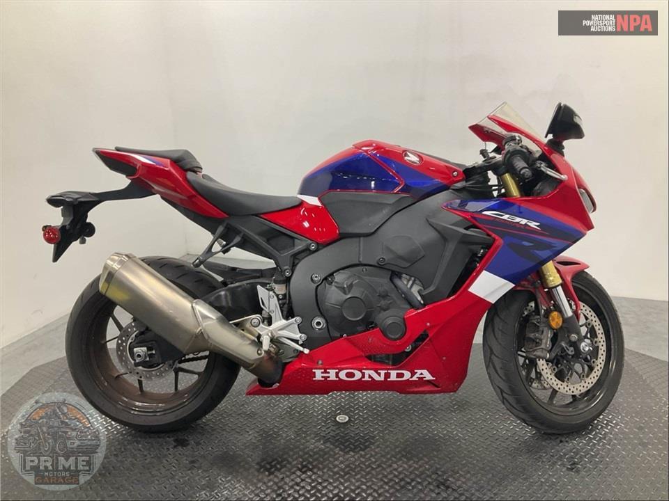 2023 Honda CBR1000RR — фото 1