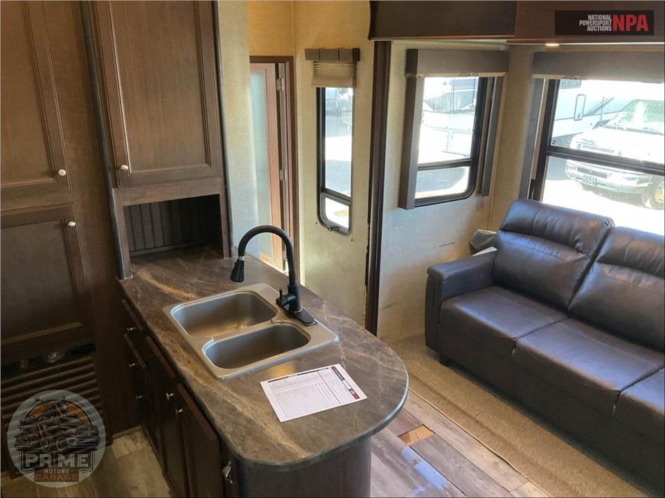 2015 Keystone Rv M-312 - IMPACT TOY HAULER SERIES — фото 8
