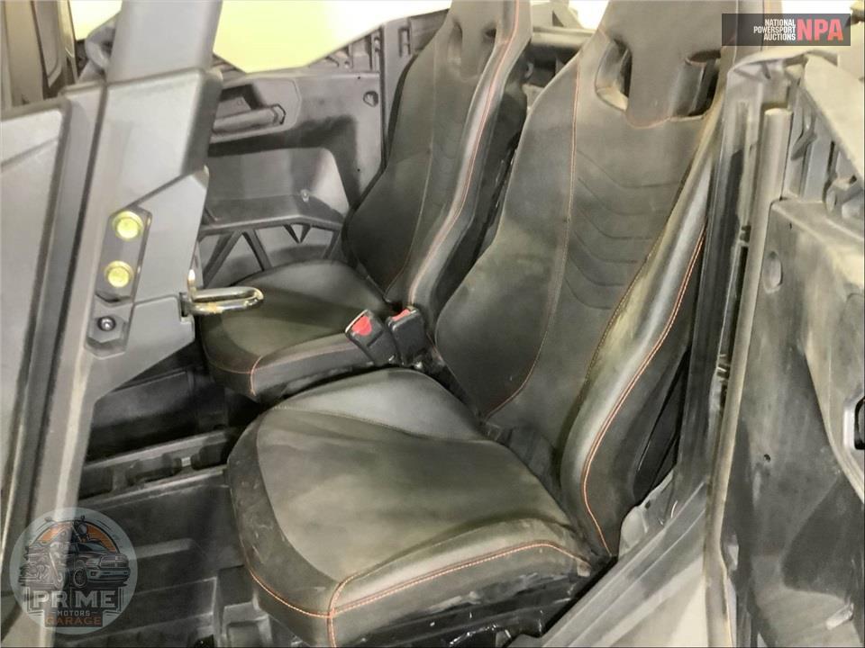 2025 Can-Am COMMANDER MAX XT-P 1000R — фото 61