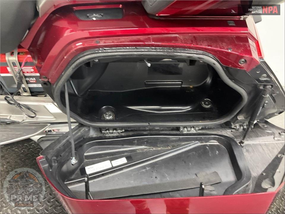 2018 Honda GL1800DA GOLDWING TOUR DCT AIR BAG — фото 20
