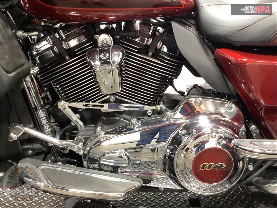 2023 Harley-Davidson FLHTCUTGANV TRI GLIDE ULTRA ANNIVERSARY — фото 7