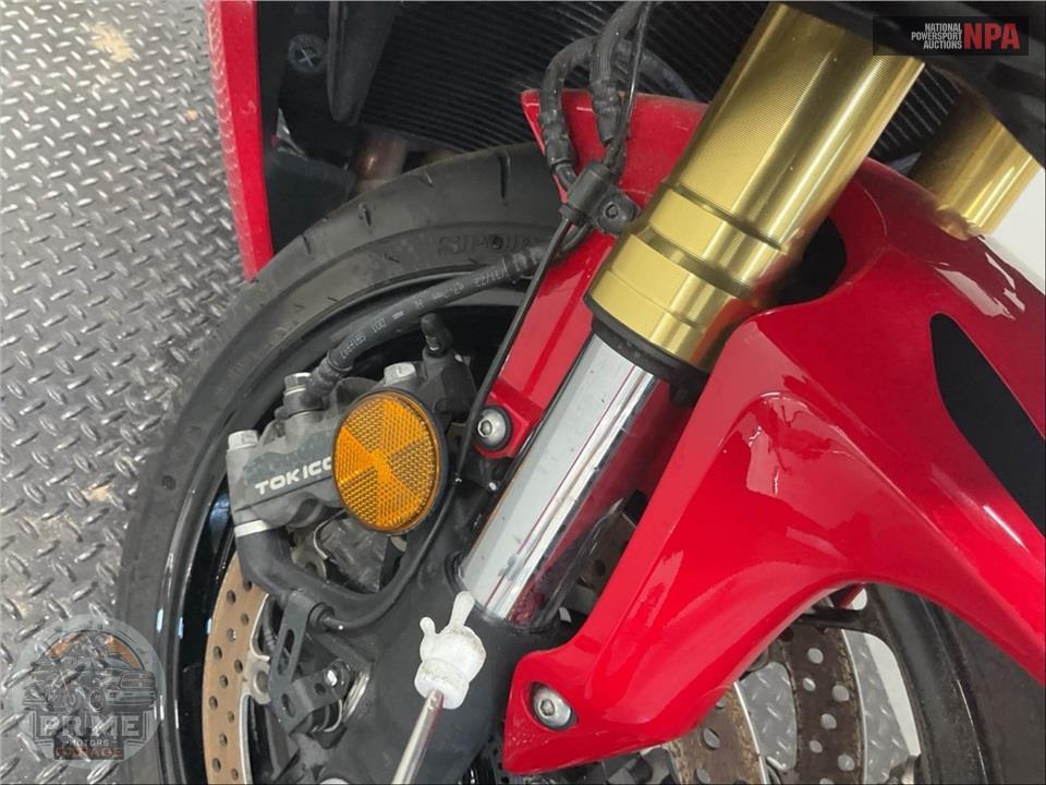 2023 Honda CBR1000RR — фото 47