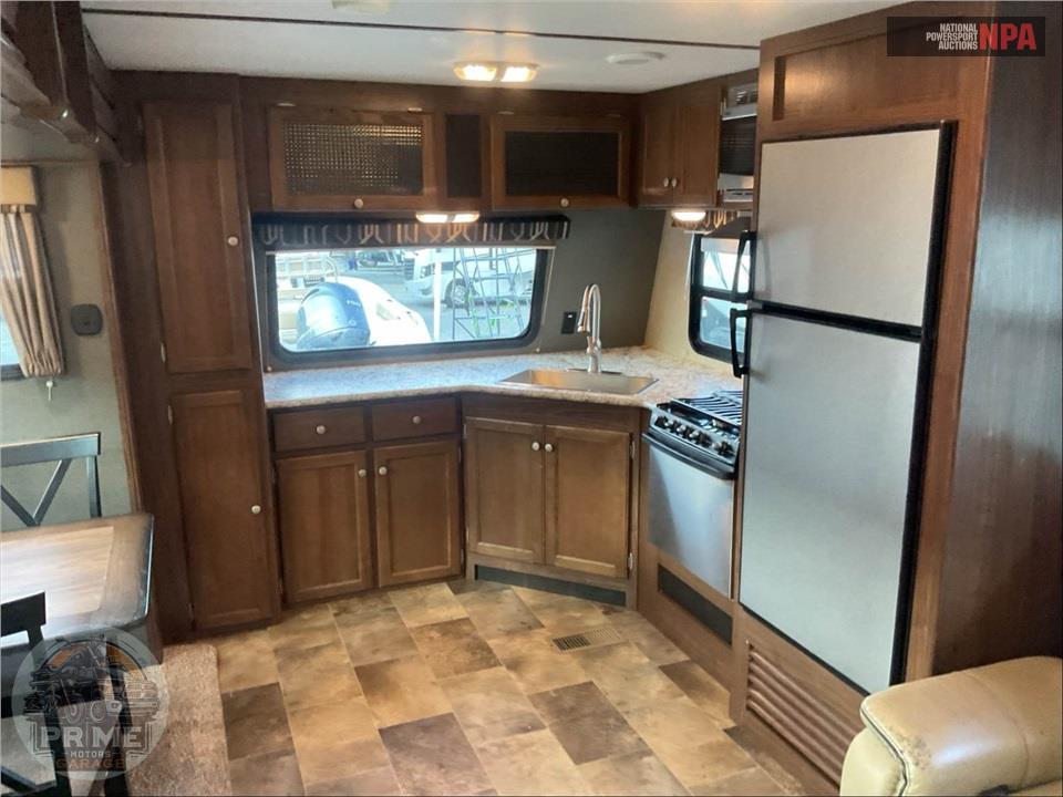 2017 Keystone Rv M-29 FK - SPRINTER CAMPFIRE EDITION SERIES — фото 7